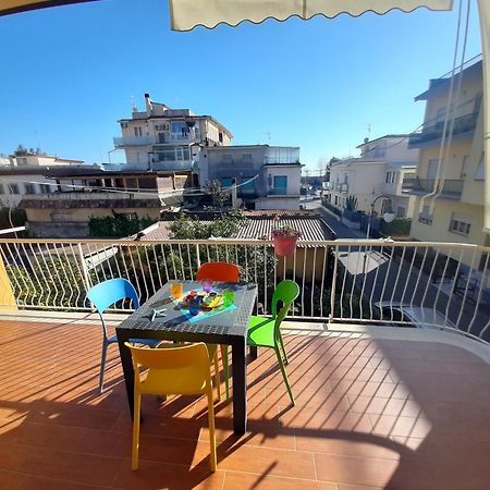 Casa Annalisa Appartement Scauri  Buitenkant foto