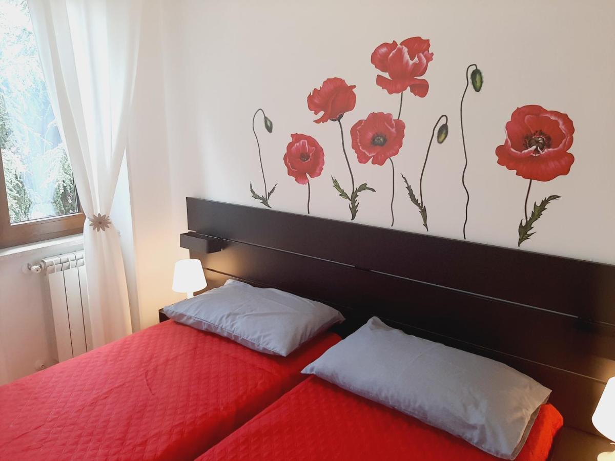 Casa Annalisa Appartement Scauri  Buitenkant foto